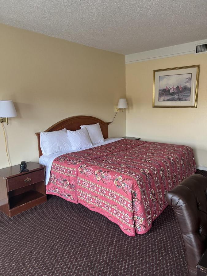 Loyalty Inn Charlotte Airport Exterior foto